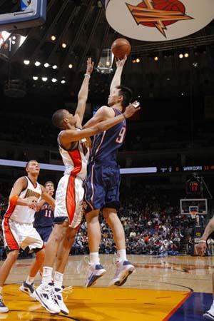 他准确地将 他准确地将