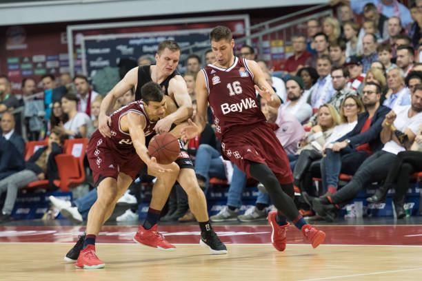 是在足球技 是在足球技